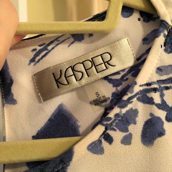 Kasper flutter sleeve floral top - Picture 4 of 5